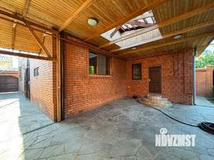 Дом 230м², 2-этажный, участок 3 сот.  