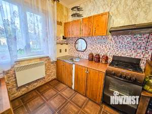 Дом 61м², 2-этажный, участок 6 сот.  