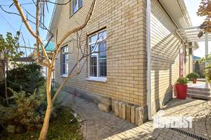 Дом 235м², 2-этажный, участок 3 сот.  