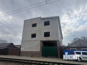 Дом 341м², 3-этажный, участок 7 сот.  