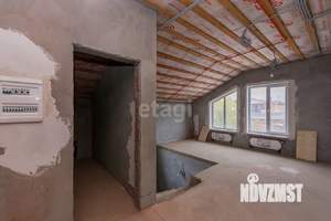 Дом 204м&sup2;, 2-этажный, участок 9 сот.  