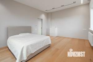 Дом 400м&sup2;, 2-этажный, участок 7 сот.  