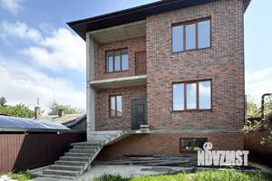 Дом 280м², 2-этажный, участок 4 сот.  