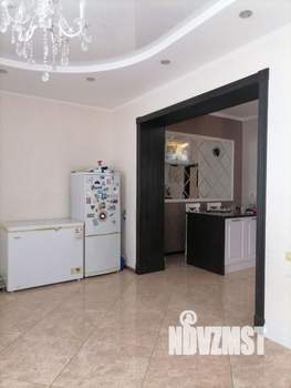 Дом 218м², 2-этажный, участок 12 сот.  