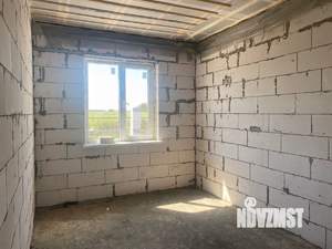 Дом 100м&sup2;, 2-этажный, участок 4 сот.  