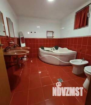 Дом 80м&sup2;, 1-этажный, участок 5 сот.  