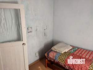 Дом 60м&sup2;, 2-этажный, участок 6 сот.  