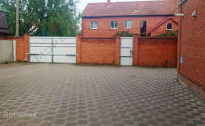 Дом 385м&sup2;, 3-этажный, участок 10 сот.  