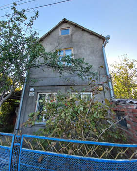 Дом 60м², 2-этажный, участок 8 сот.  