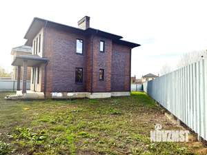 Коттедж 190м², 2-этажный, участок 6 сот.  