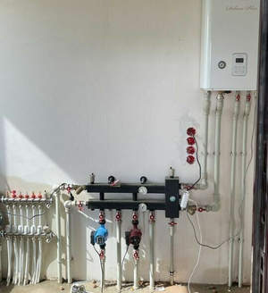 Дом 175м&sup2;, 2-этажный, участок 10 сот.  