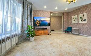 Дом 170м&sup2;, 3-этажный, участок 2 сот.  