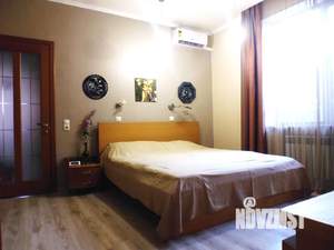 Дом 280м², 2-этажный, участок 10 сот.  