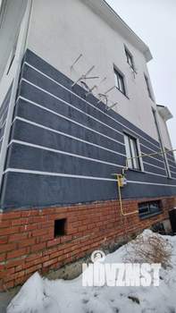 Дом 327м&sup2;, 3-этажный, участок 8 сот.  