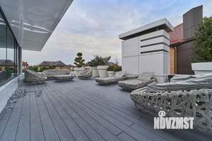 Дом 500м&sup2;, 2-этажный, участок 13 сот.  