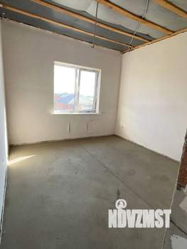 Дом 130м&sup2;, 2-этажный, участок 4 сот.  