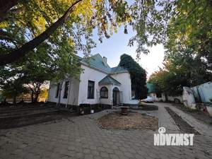 Дом 280м&sup2;, 5-этажный, участок 16 сот.  