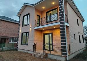 Дом 162м&sup2;, 2-этажный, участок 3 сот.  