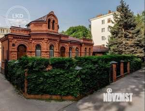 Дом 500м², 2-этажный, участок 10 сот.  