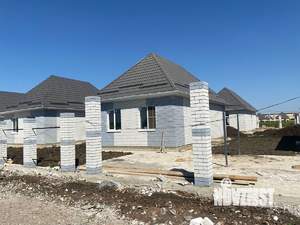 Дом 100м², 2-этажный, участок 3 сот.  