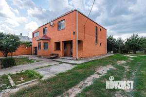 Дом 371м&sup2;, 2-этажный, участок 19 сот.  