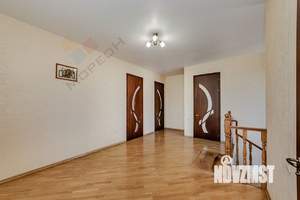 Дом 341м², 2-этажный, участок 8 сот.  