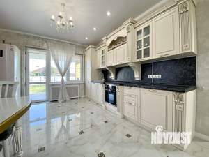 Дом 150м², 2-этажный, участок 6 сот.  