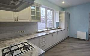 Дом 119м&sup2;, 2-этажный, участок 4 сот.  