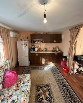 Дом 93м&sup2;, 2-этажный, участок 4 сот.  