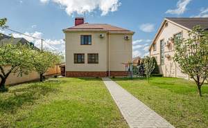 Дом 275м², 2-этажный, участок 10 сот.  
