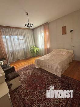 Дом 196м&sup2;, 2-этажный, участок 4 сот.  