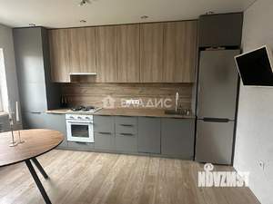 Дом 97м&sup2;, 2-этажный, участок 3 сот.  