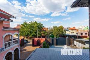 Дом 227м&sup2;, 3-этажный, участок 5 сот.  