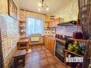 Дом 61м², 2-этажный, участок 6 сот.  