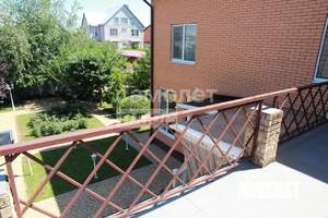 Дом 424м², 2-этажный, участок 8 сот.  