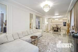 Дом 277м&sup2;, 2-этажный, участок 6 сот.  