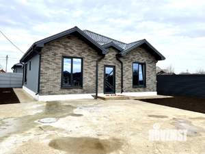 Коттедж 90м&sup2;, 1-этажный, участок 5 сот.  