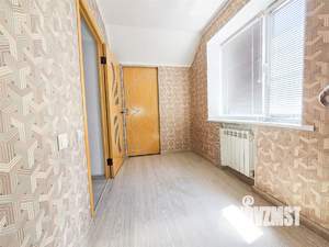 Дом 100м&sup2;, 2-этажный, участок 3 сот.  