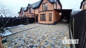 Дом 105м&sup2;, 2-этажный, участок 3 сот.  