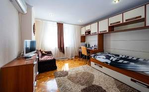 Дом 162м&sup2;, 2-этажный, участок 4 сот.  