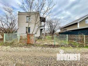 Дом 55м&sup2;, 2-этажный, участок 4 сот.  