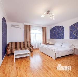 Дом 346м&sup2;, 2-этажный, участок 11 сот.  