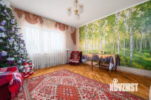 Дом 207м², 2-этажный, участок 8 сот.  