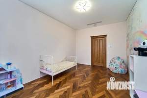 Дом 252м&sup2;, 2-этажный, участок 8 сот.  