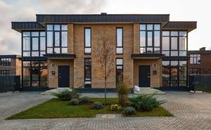 Дом 135м&sup2;, 2-этажный, участок 3 сот.  