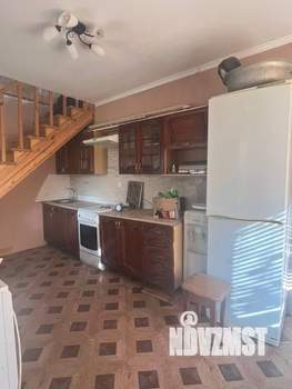 Дом 50м&sup2;, 2-этажный, участок 6 сот.  