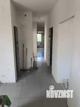 Дом 160м&sup2;, 3-этажный, участок 3 сот.  