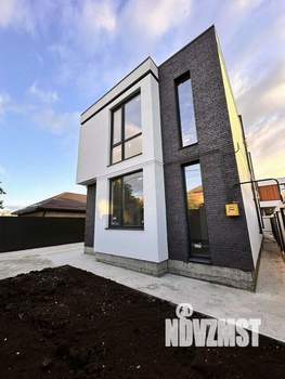 Дом 200м², 2-этажный, участок 5 сот.  