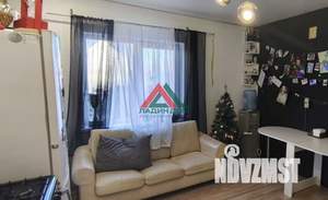 Дом 100м&sup2;, 2-этажный, участок 3 сот.  