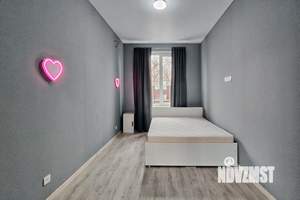 Дом 220м², 2-этажный, участок 6 сот.  